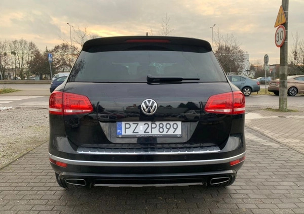 Volkswagen Touareg cena 114900 przebieg: 165500, rok produkcji 2016 z Poznań małe 301